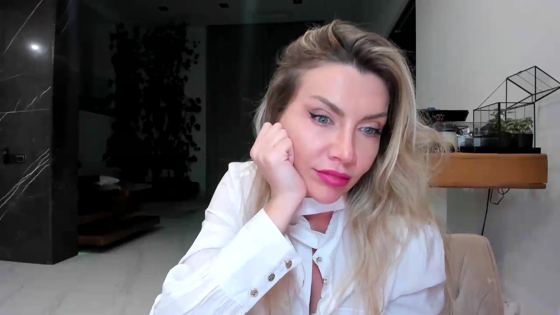 Gallery image thumbnail from BibiMadHatter's myfreecams stream on, 05/27/2026, 23:52 image 20 of 20