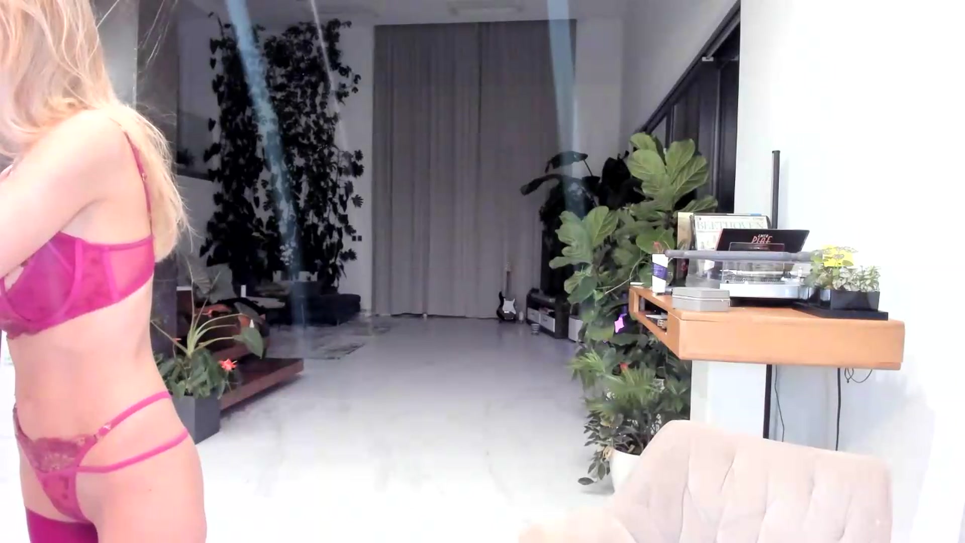 Gallery image thumbnail from BibiPurrsaLot's myfreecams stream on, 06/16/2026, 24:01 image 5 of 20