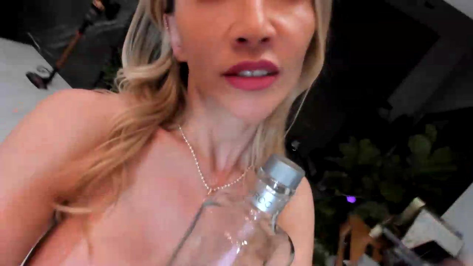 Gallery image thumbnail from BibiPurrsaLot's myfreecams stream on, 06/22/2026, 24:02 image 18 of 20