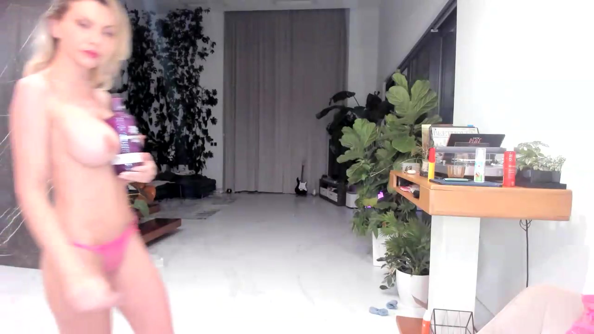 Gallery image thumbnail from BibiPurrsaLot's myfreecams stream on, 06/25/2026, 01:27 image 3 of 20