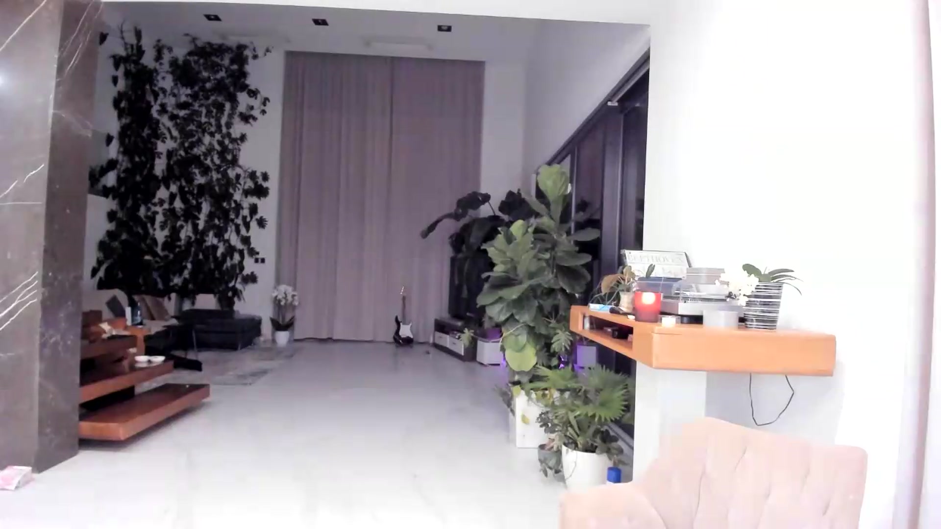 Gallery image thumbnail from BibiSapDealer's myfreecams stream on, 08/01/2026, 01:25 image 16 of 20