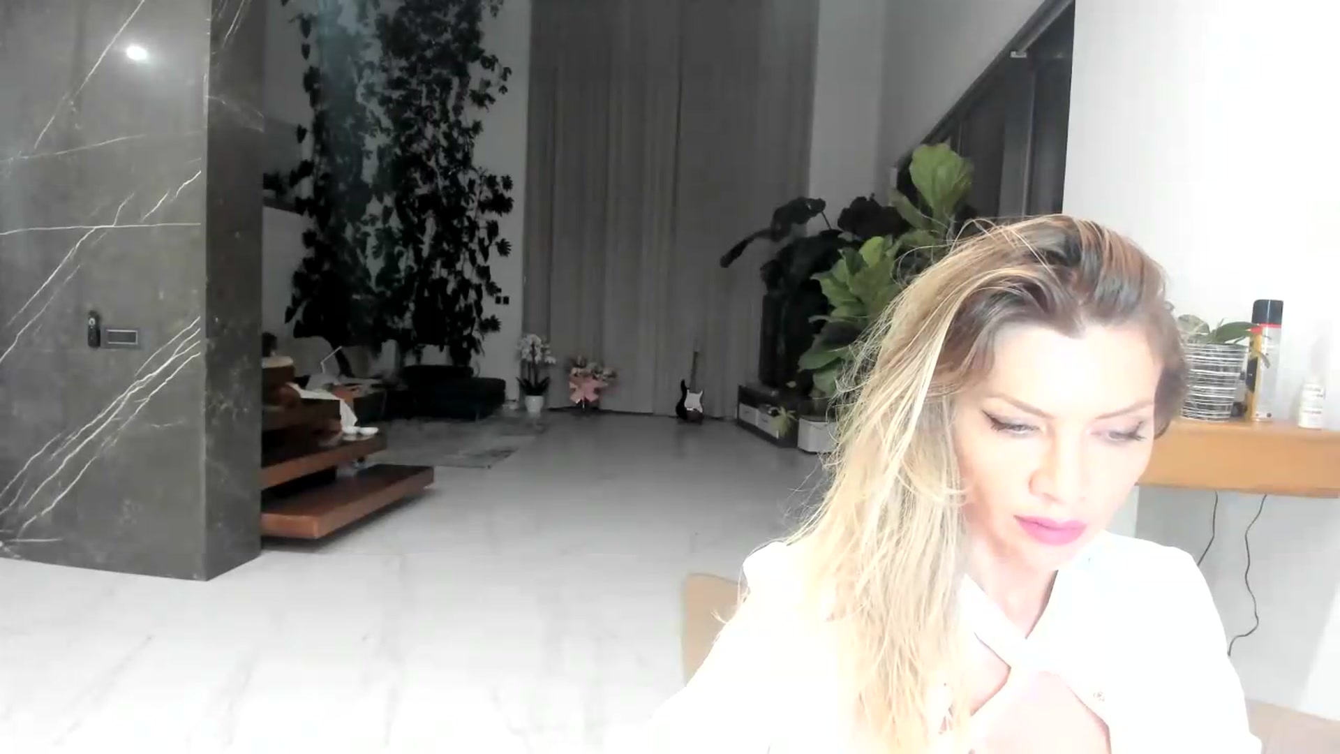 Gallery image thumbnail from BibiSapDealer's myfreecams stream on, 08/07/2026, 01:02 image 15 of 20