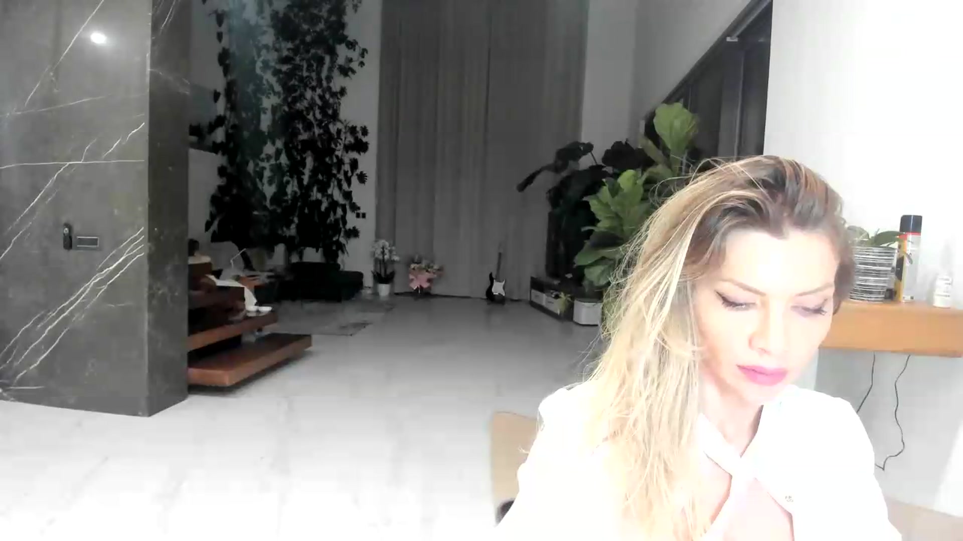 Gallery image thumbnail from BibiSapDealer's myfreecams stream on, 08/07/2026, 01:02 image 16 of 20