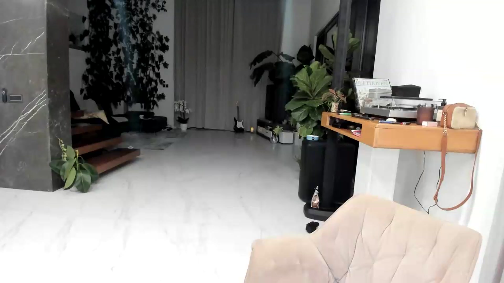 Gallery image thumbnail from BibiSapDealer's myfreecams stream on, 09/22/2026, 24:01 image 12 of 20