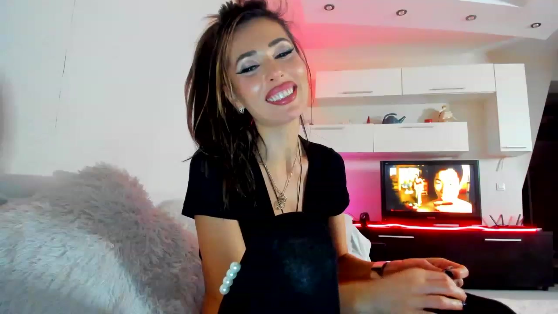 Gallery image thumbnail from BigBadWolf___'s myfreecams stream on, 02/03/2023, 02:17 image 2 of 20