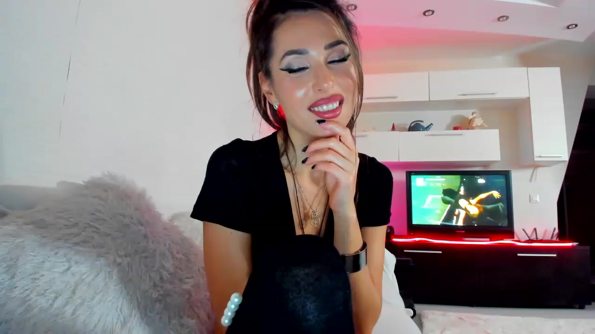 Gallery image thumbnail from BigBadWolf___'s myfreecams stream on, 02/03/2023, 02:17 image 4 of 20