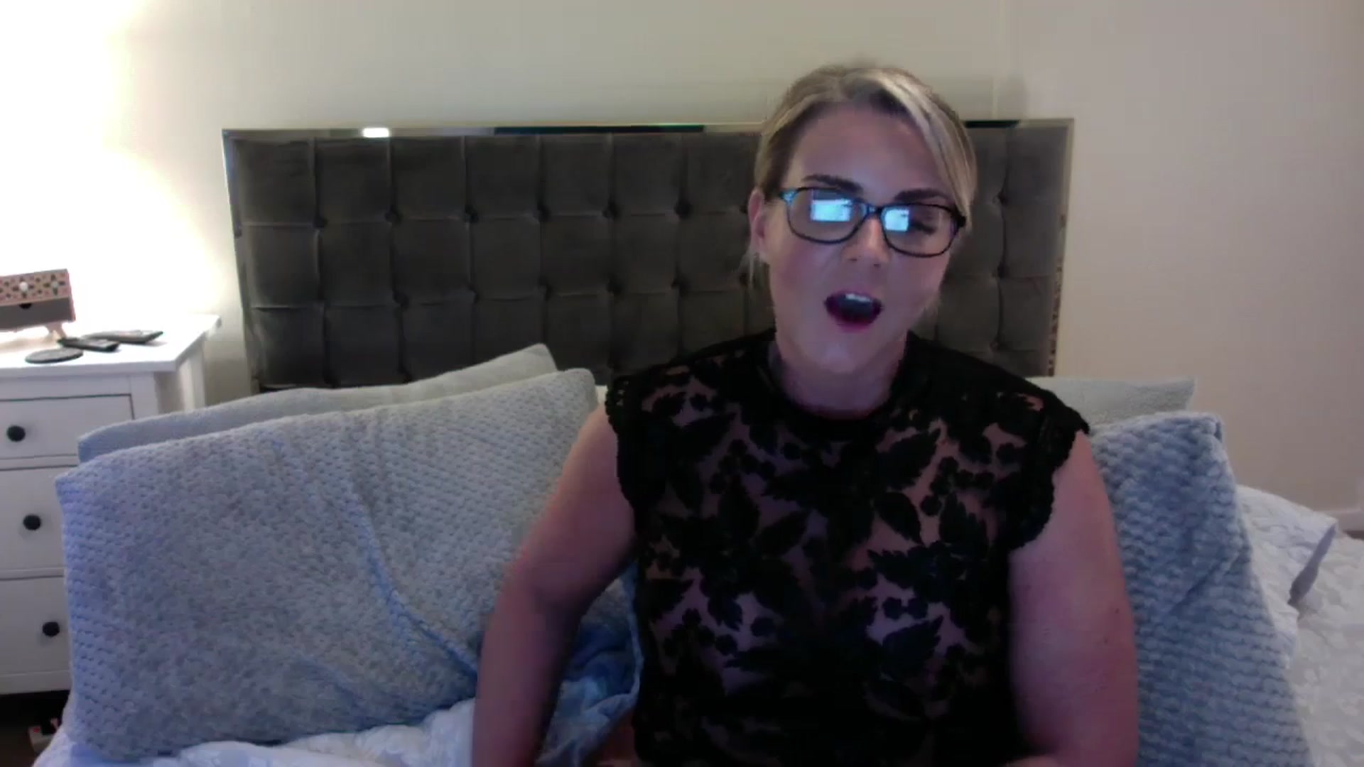 Gallery image thumbnail from BigBetty's myfreecams stream on, 04/07/2024, 19:17 image 3 of 20