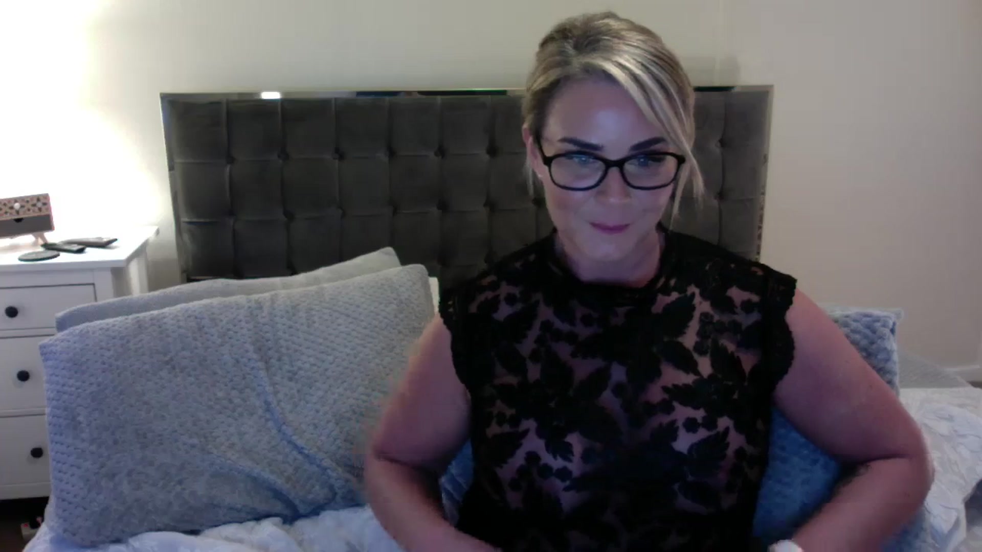 Gallery image thumbnail from BigBetty's myfreecams stream on, 04/07/2024, 19:17 image 5 of 20