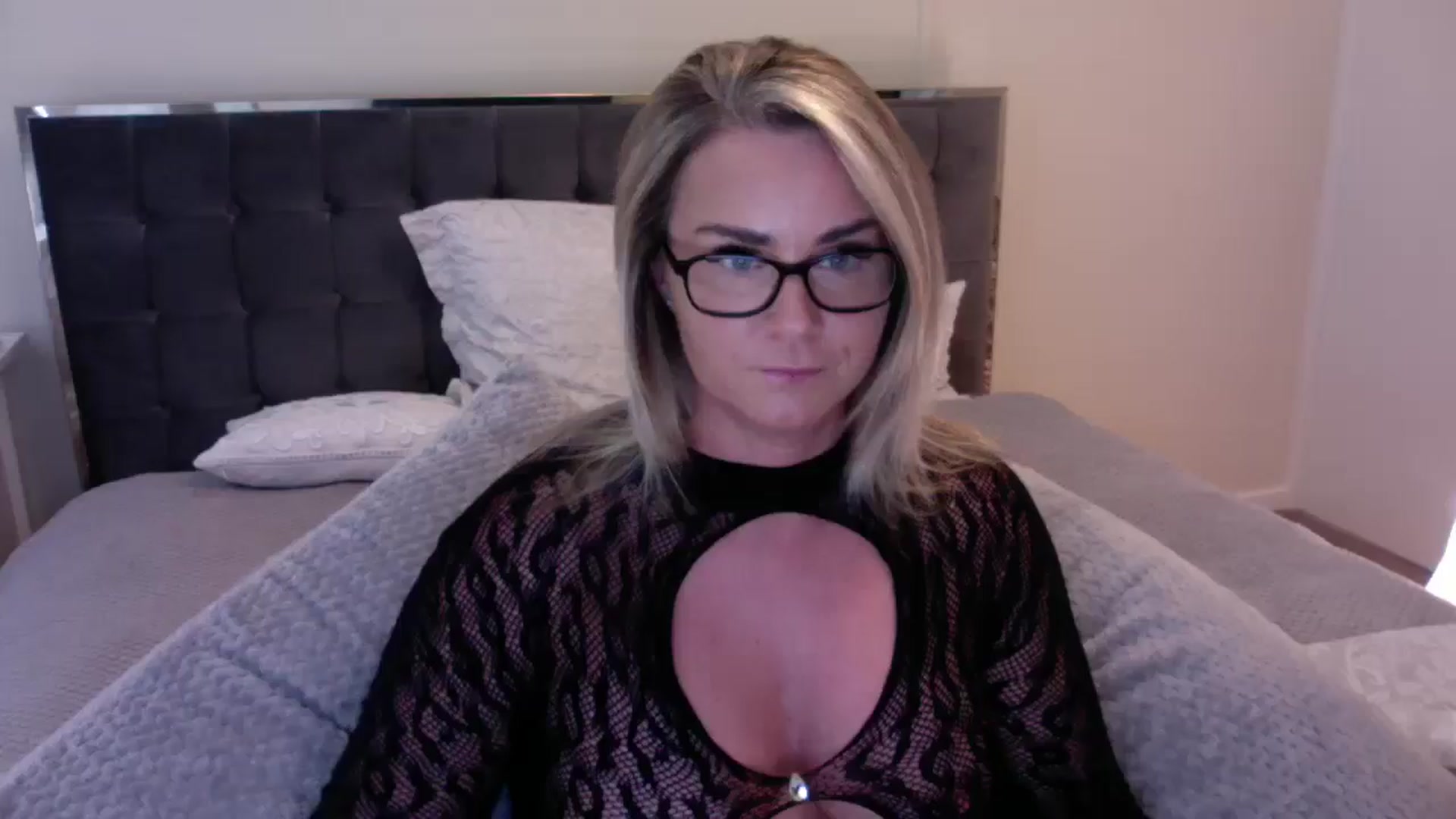 Gallery image thumbnail from BigBetty's myfreecams stream on, 05/04/2024, 14:53 image 5 of 20