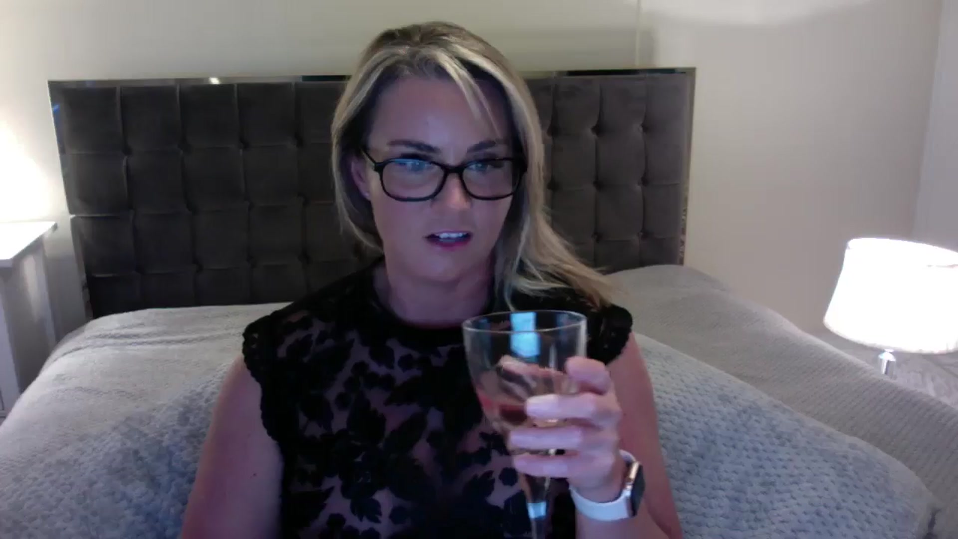 Gallery image thumbnail from BigBetty's myfreecams stream on, 05/05/2024, 19:14 image 3 of 20