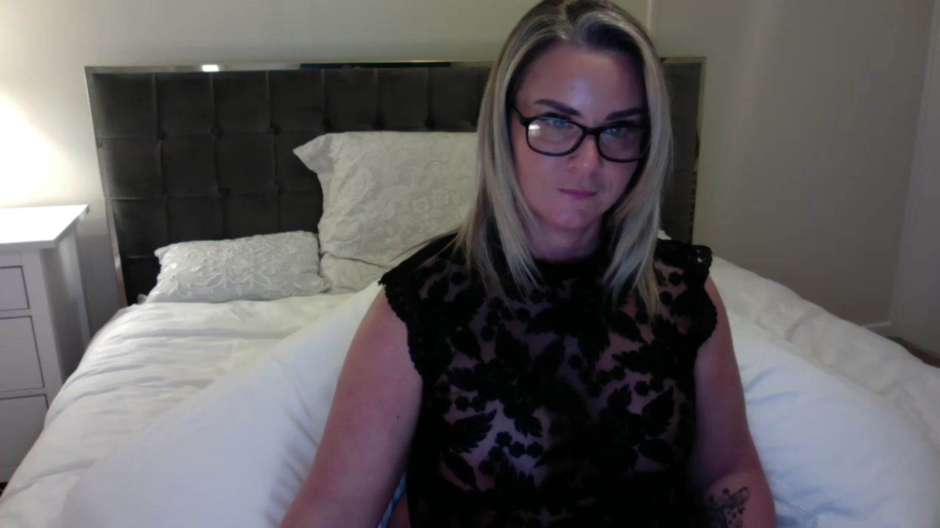 Gallery image thumbnail from BigBetty's myfreecams stream on, 05/26/2024, 20:31 image 16 of 20