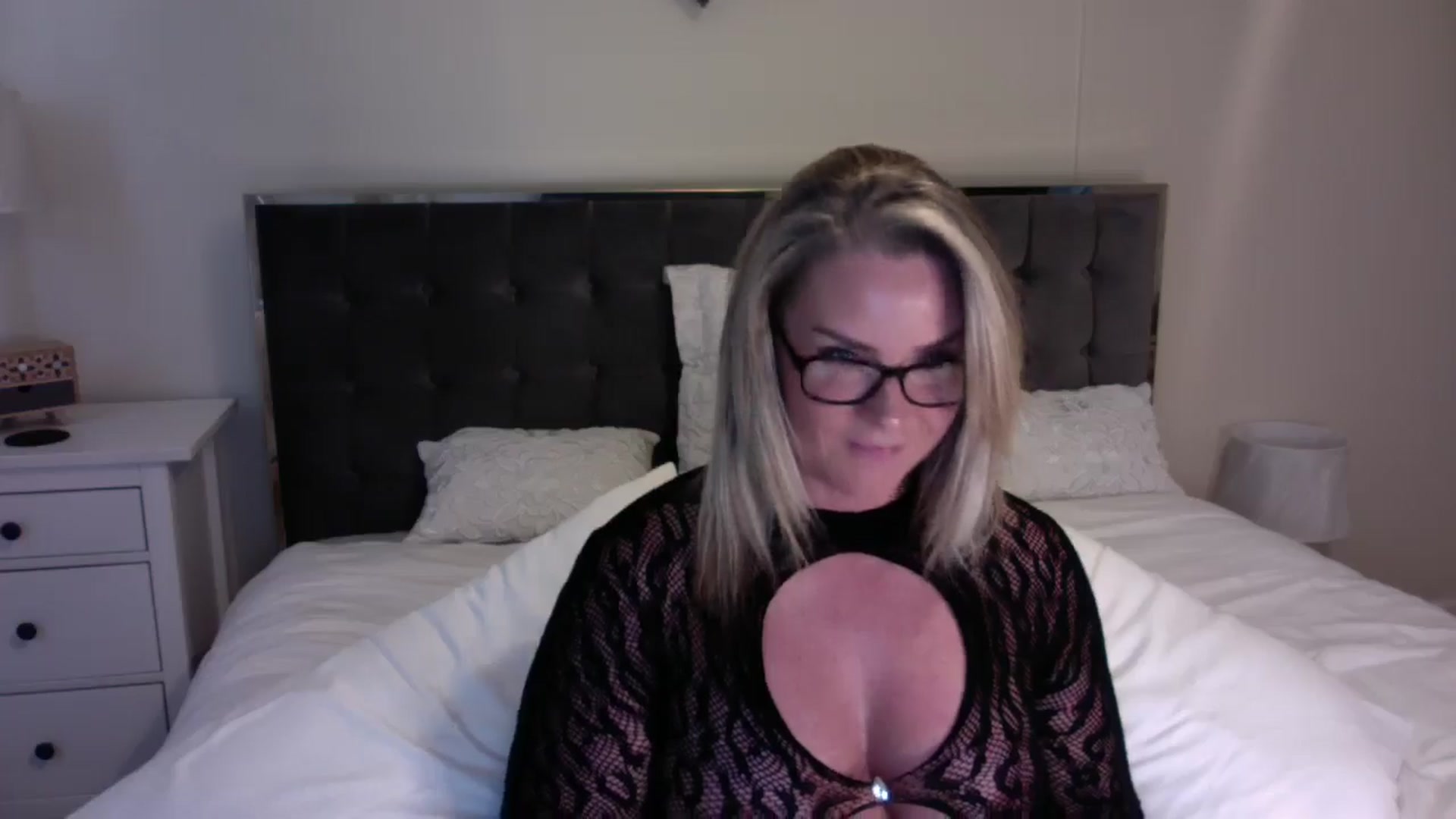 Gallery image thumbnail from BigBetty's myfreecams stream on, 05/27/2024, 18:23 image 3 of 20