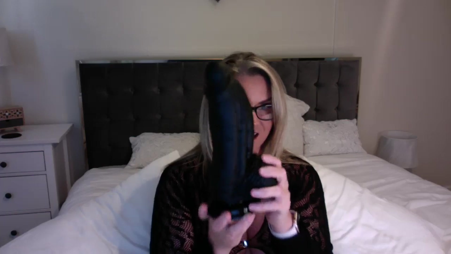 Gallery image thumbnail from BigBetty's myfreecams stream on, 05/27/2024, 18:23 image 8 of 20