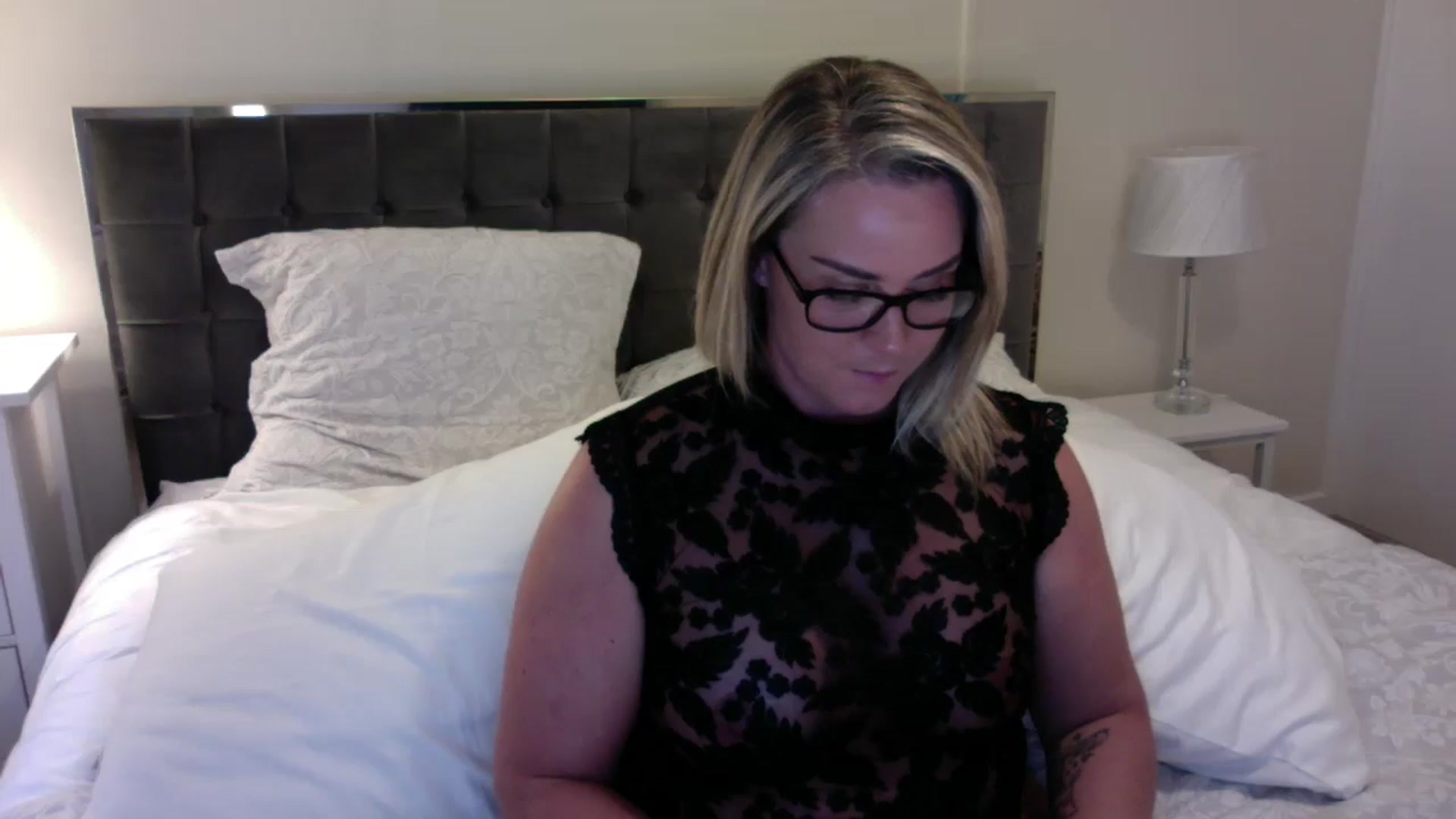 Gallery image thumbnail from BigBetty's myfreecams stream on, 05/31/2024, 18:20 image 14 of 20