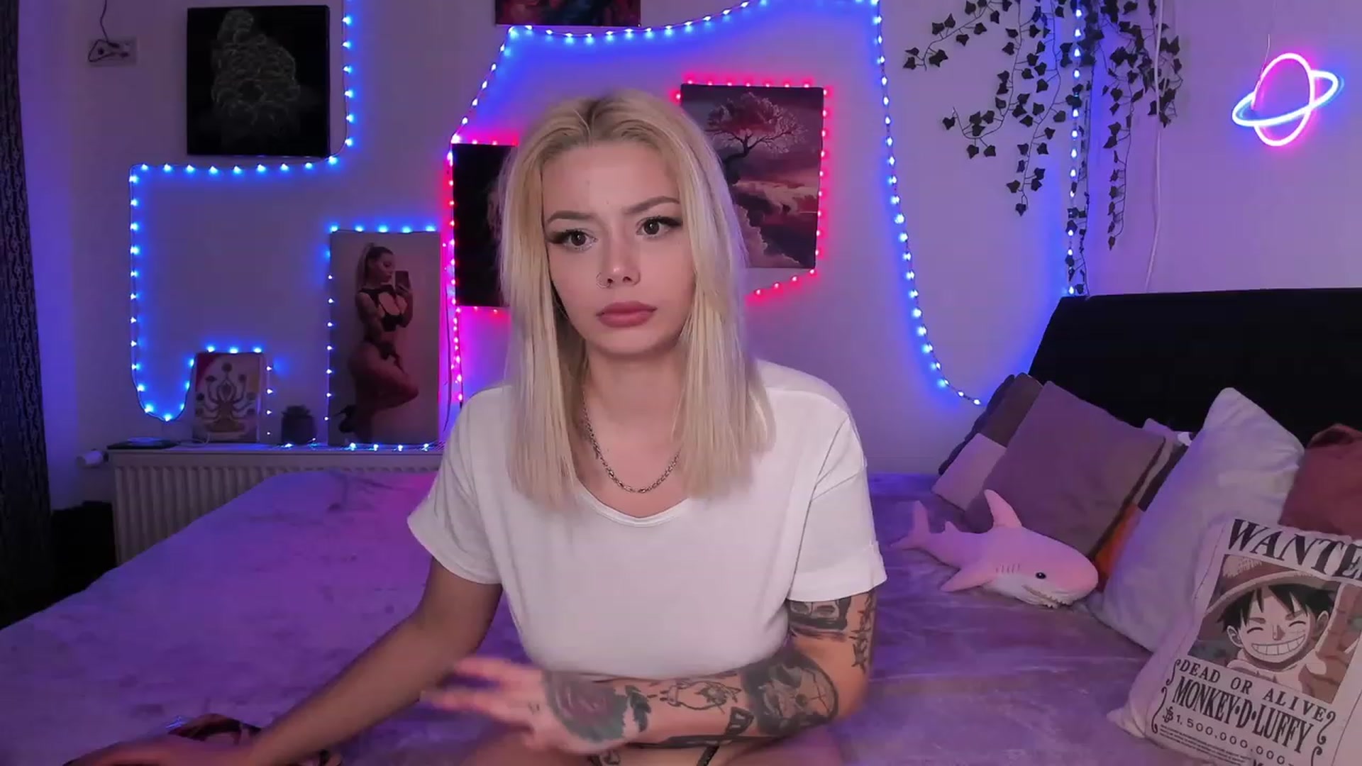 Gallery image thumbnail from BigLinlin's myfreecams stream on, 10/25/2023, 23:33 image 15 of 20