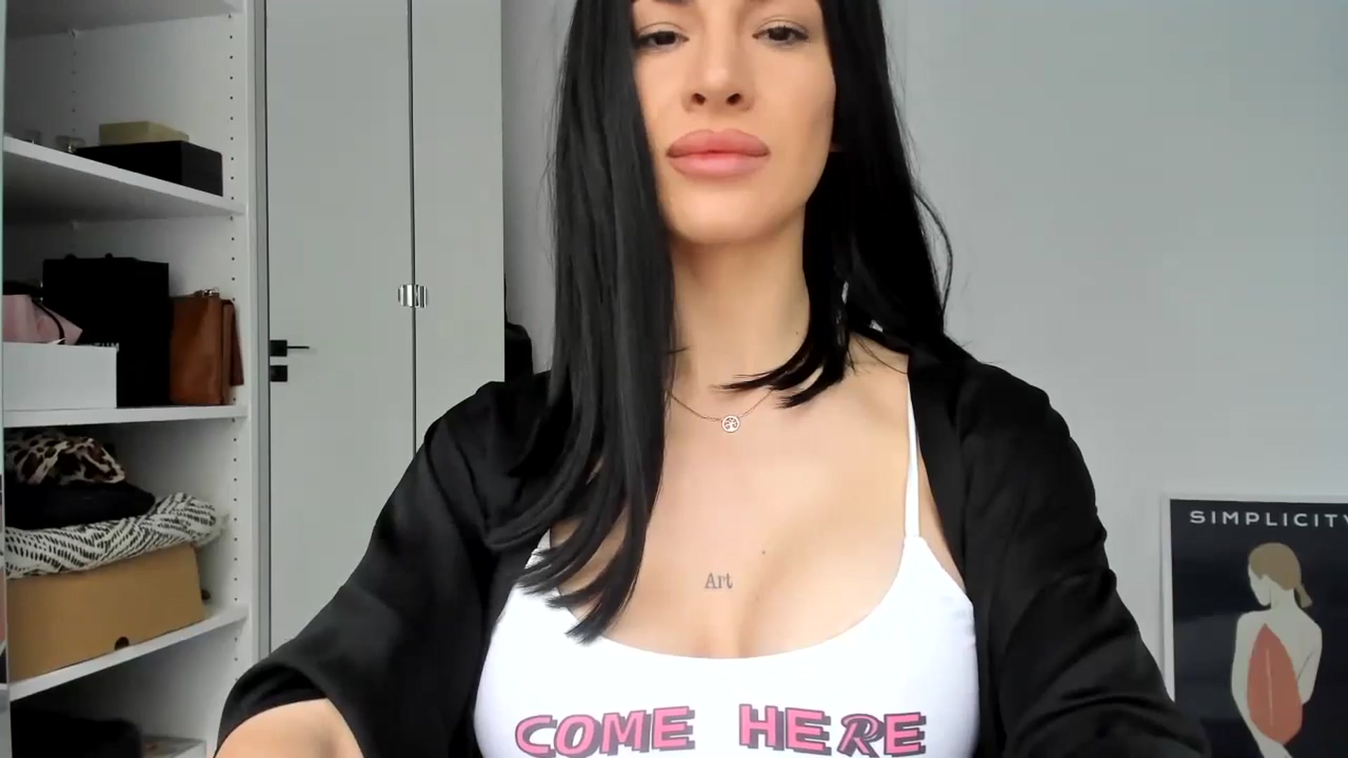 Gallery image thumbnail from Bigbootybabe's myfreecams stream on, 04/24/2024, 11:32 image 5 of 20