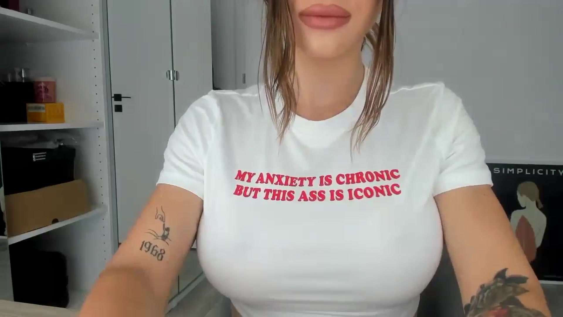 Gallery image thumbnail from Bigbootybabe's myfreecams stream on, 06/21/2024, 11:14 image 8 of 20