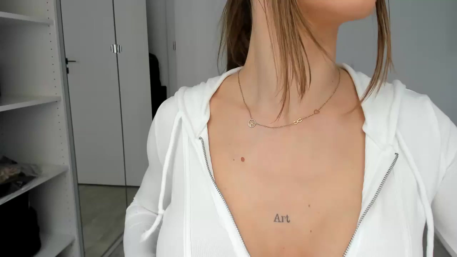 Gallery image thumbnail from Bigbootybabe's myfreecams stream on, 06/27/2024, 13:05 image 17 of 20