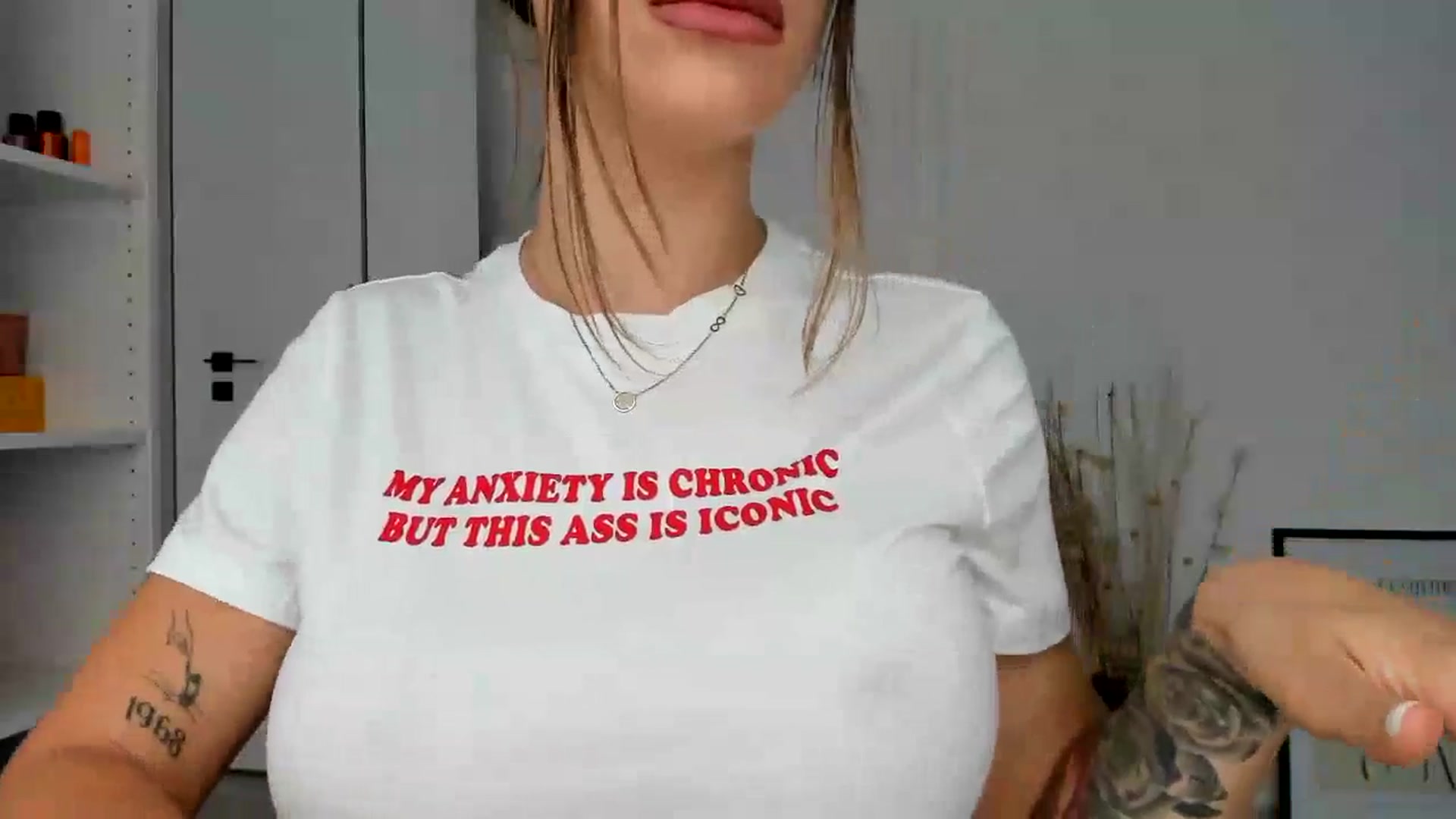 Gallery image thumbnail from Bigbootybabe's myfreecams stream on, 08/28/2024, 12:38 image 16 of 20