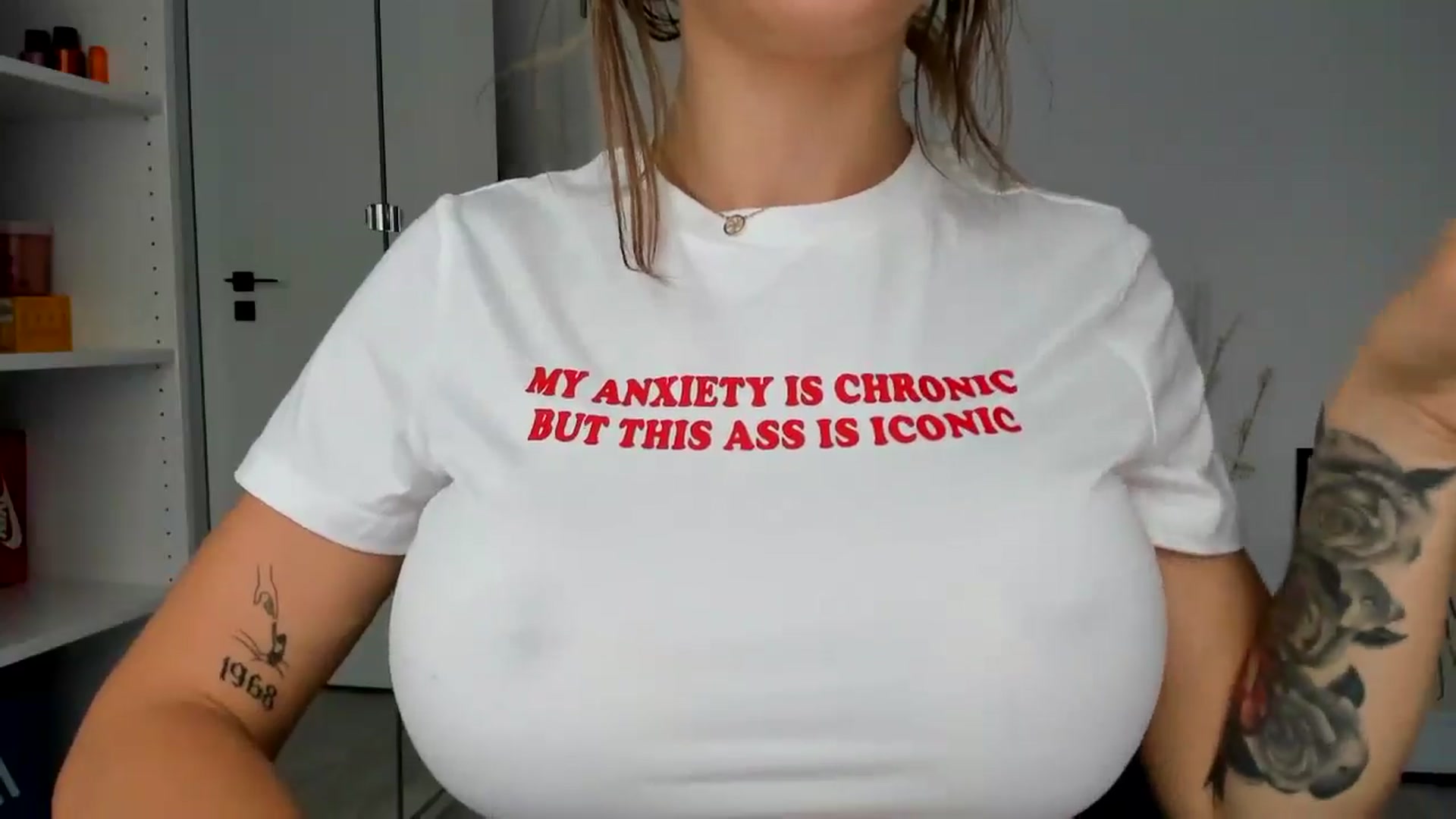 Gallery image thumbnail from Bigbootybabe's myfreecams stream on, 08/28/2024, 14:33 image 6 of 20