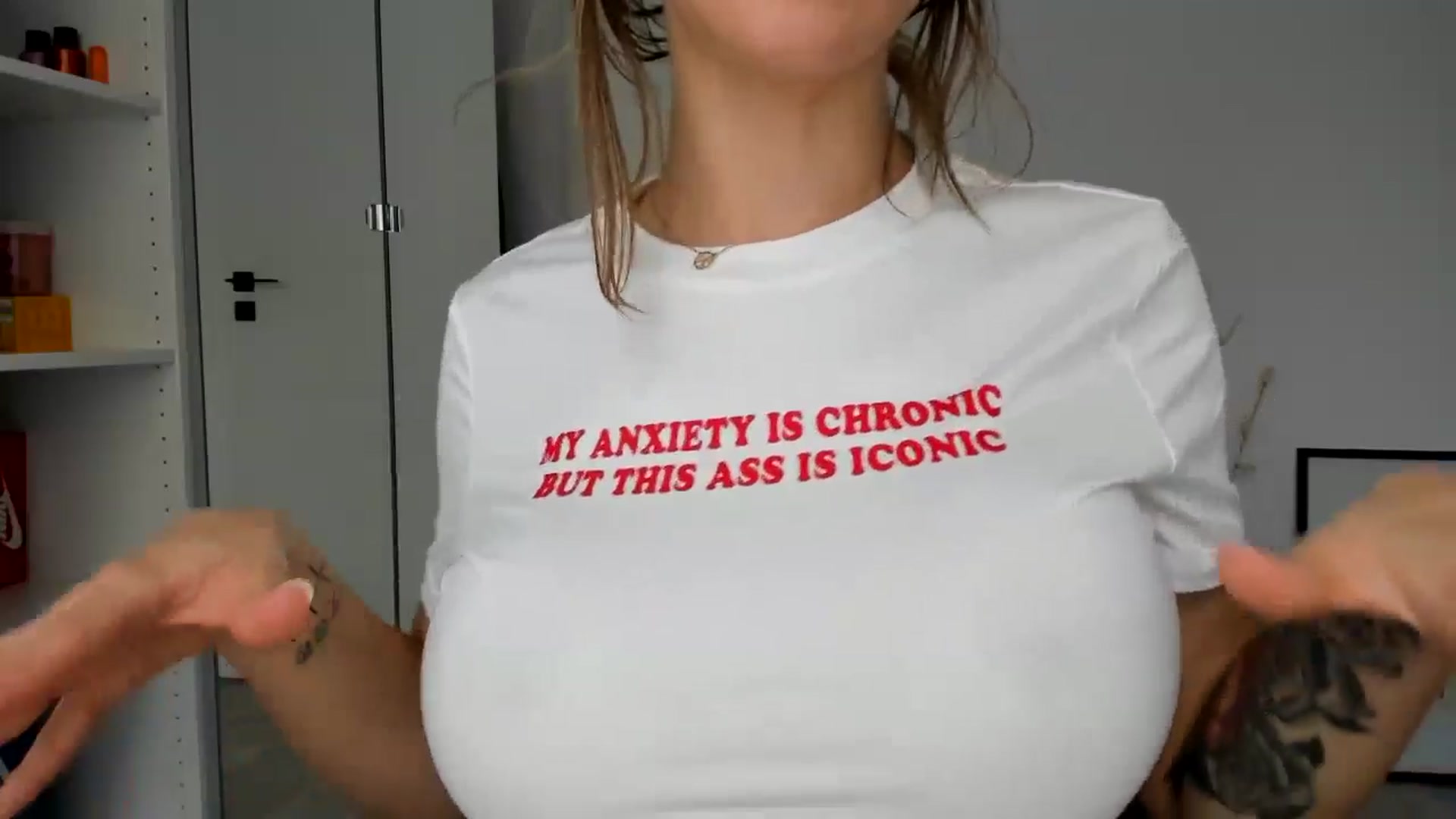 Gallery image thumbnail from Bigbootybabe's myfreecams stream on, 08/28/2024, 14:33 image 10 of 20