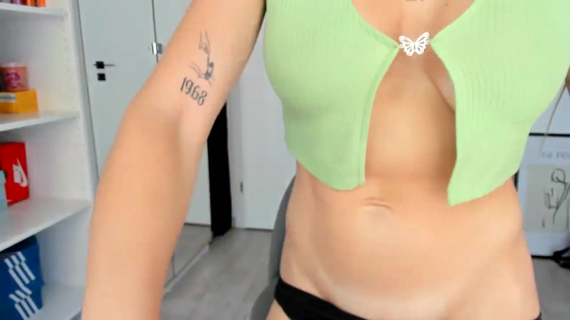 Gallery image thumbnail from Bigbootybabe's myfreecams stream on, 08/31/2024, 13:05 image 12 of 20
