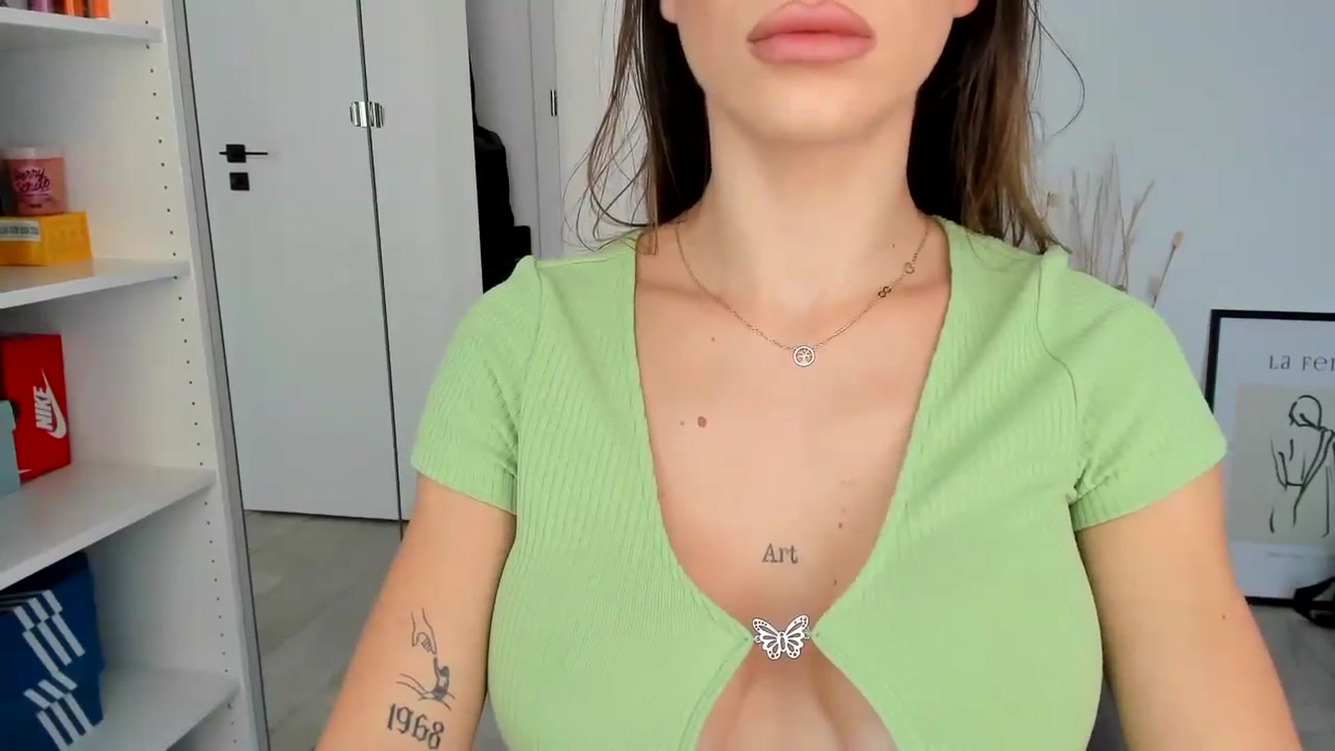 Gallery image thumbnail from Bigbootybabe's myfreecams stream on, 08/31/2024, 13:30 image 2 of 20