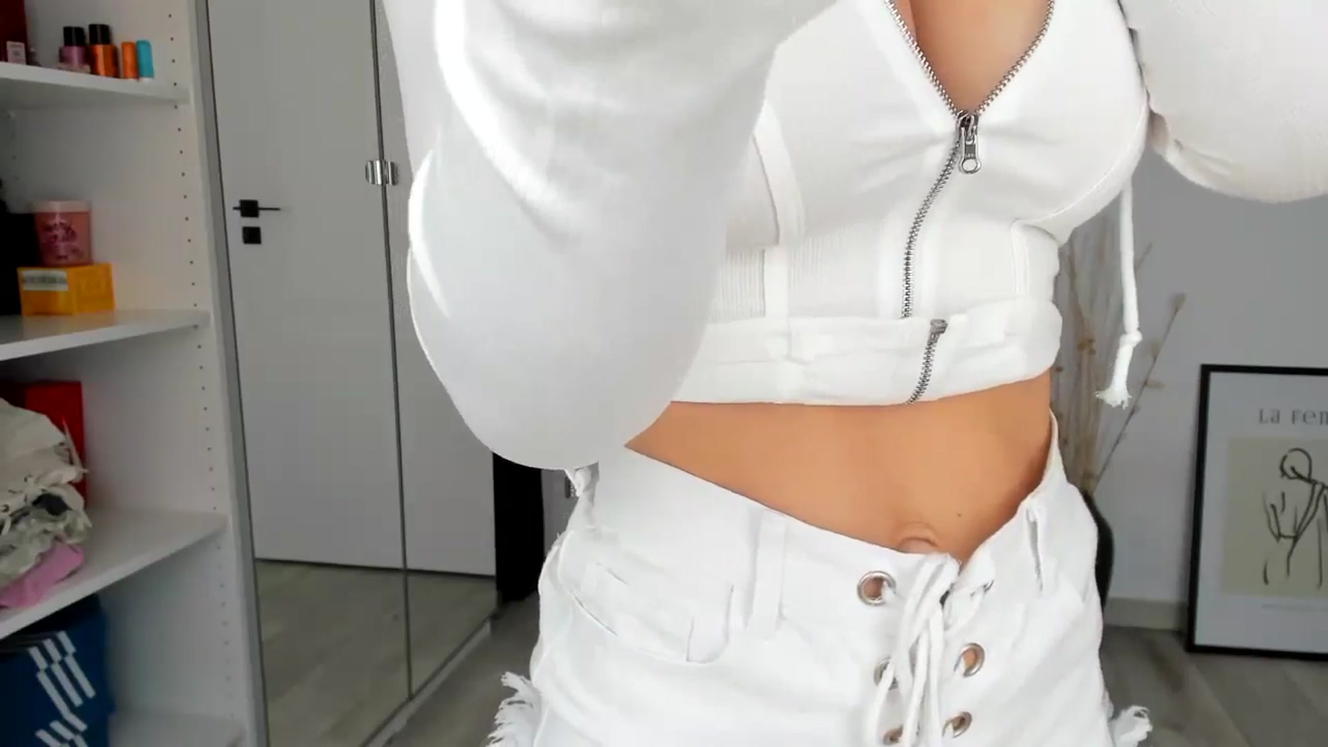 Gallery image thumbnail from Bigbootybabe's myfreecams stream on, 09/02/2024, 12:23 image 13 of 20