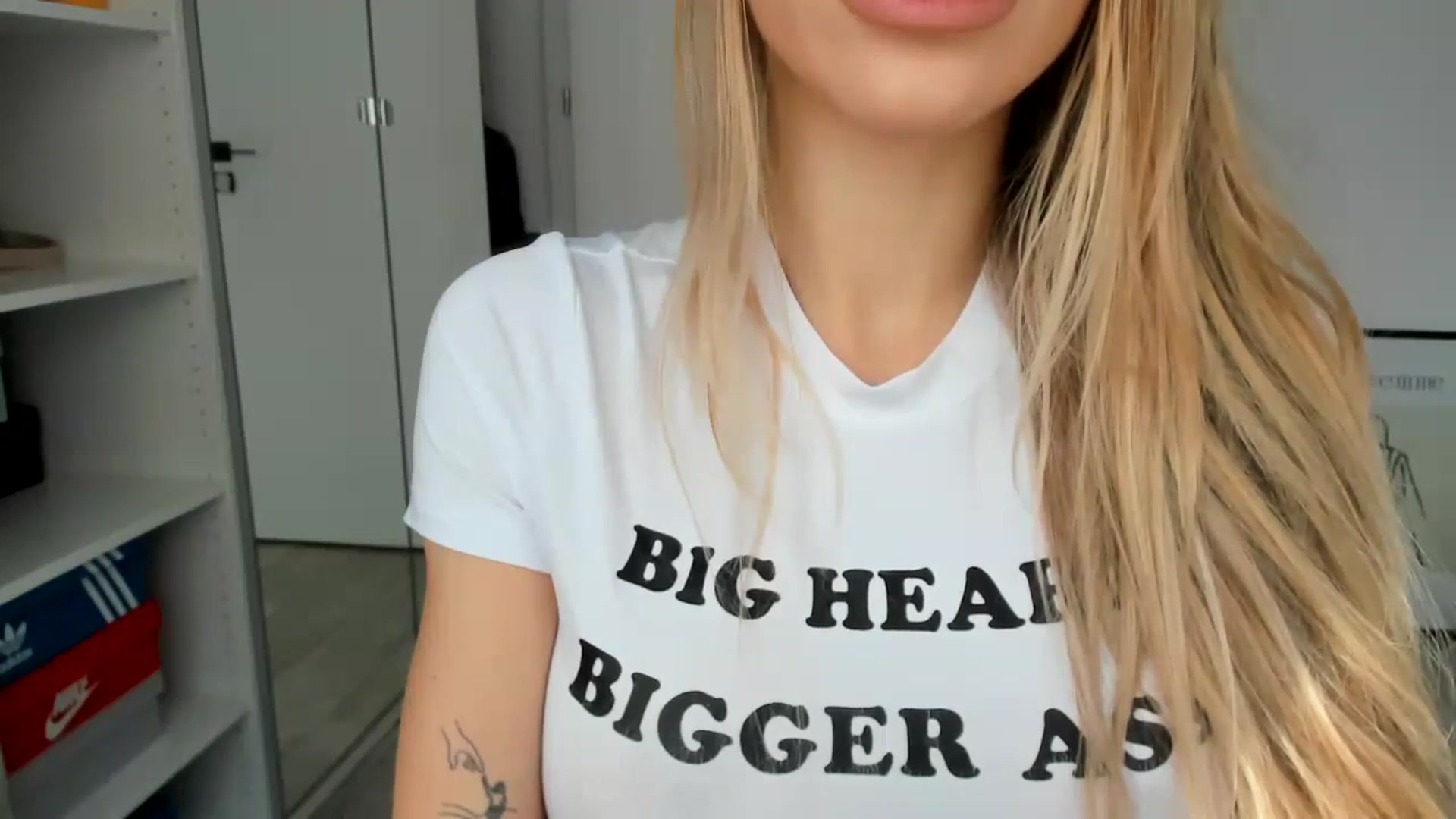 Gallery image thumbnail from Bigbootybabe's myfreecams stream on, 11/11/2024, 13:04 image 3 of 20