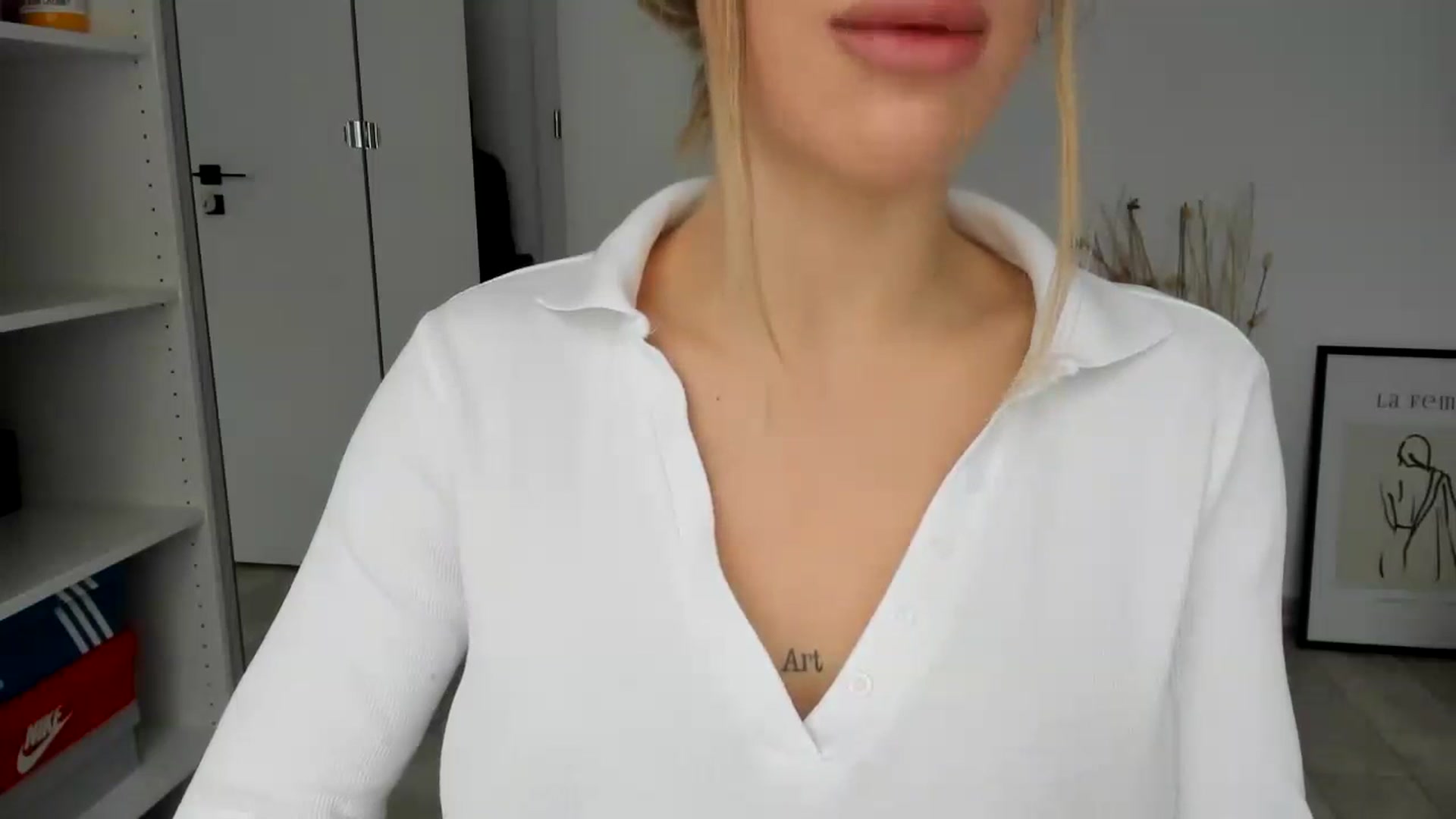 Gallery image thumbnail from Bigbootybabe's myfreecams stream on, 11/13/2024, 12:34 image 8 of 20