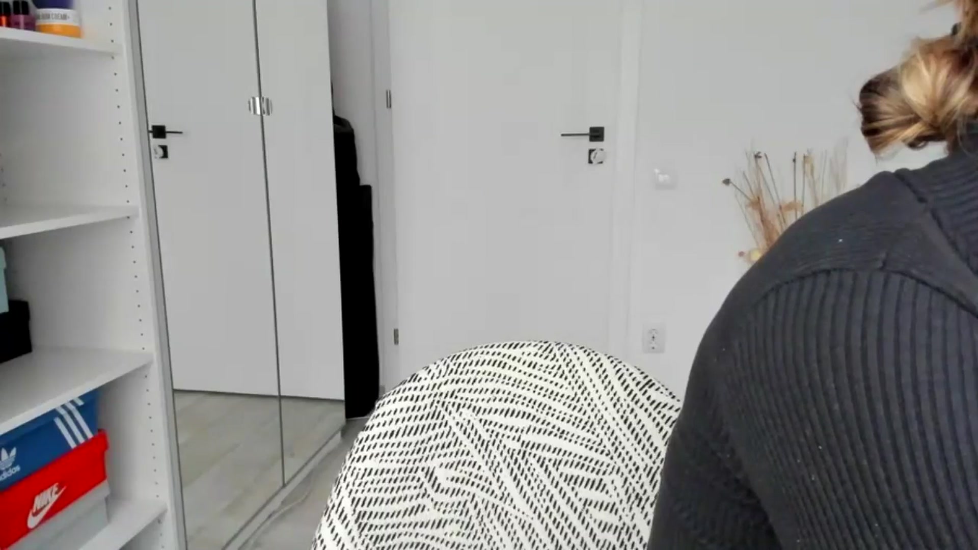 Gallery image thumbnail from Bigbootybabe's myfreecams stream on, 11/14/2024, 13:40 image 2 of 20