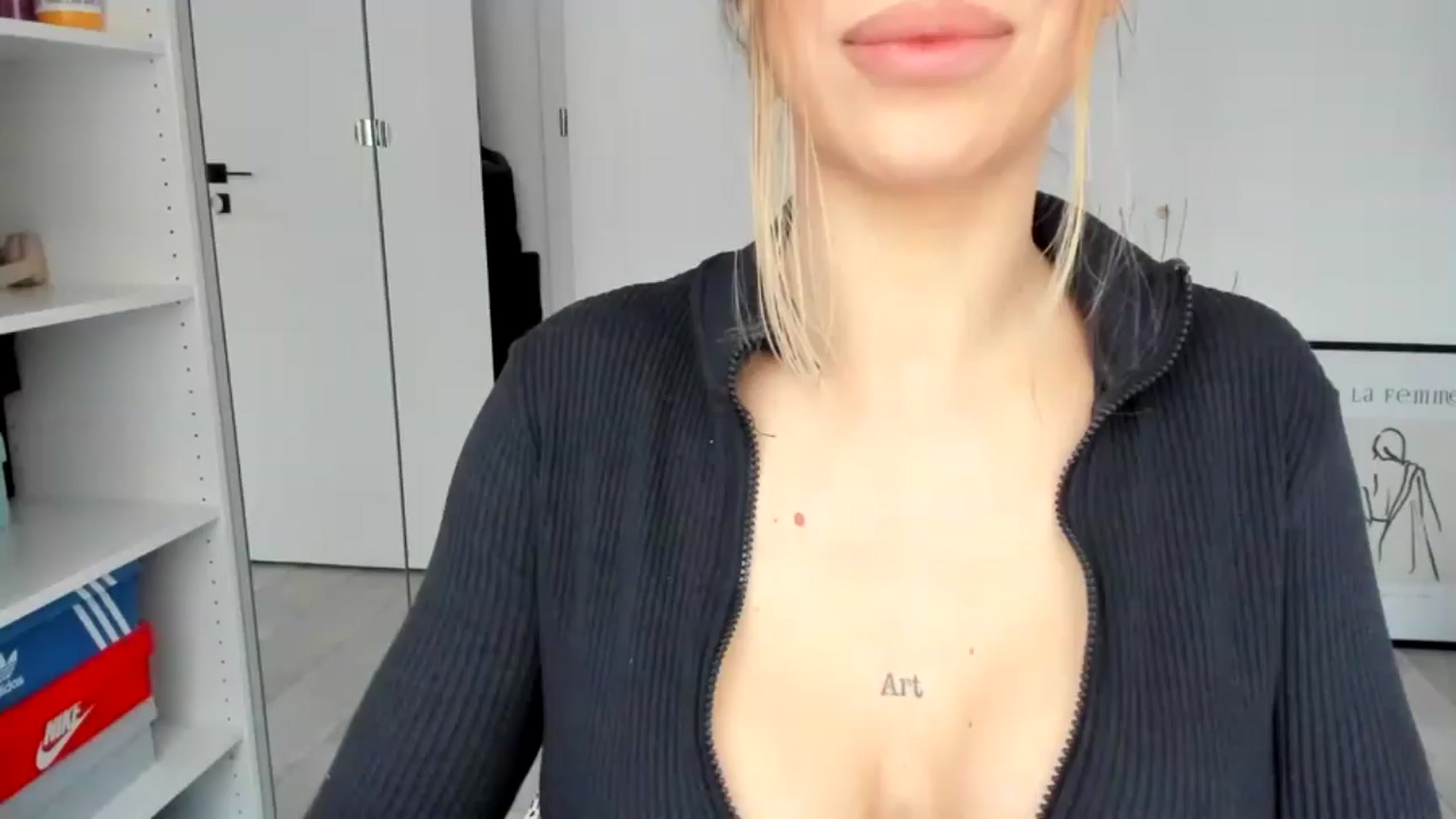 Gallery image thumbnail from Bigbootybabe's myfreecams stream on, 11/19/2024, 14:44 image 5 of 20