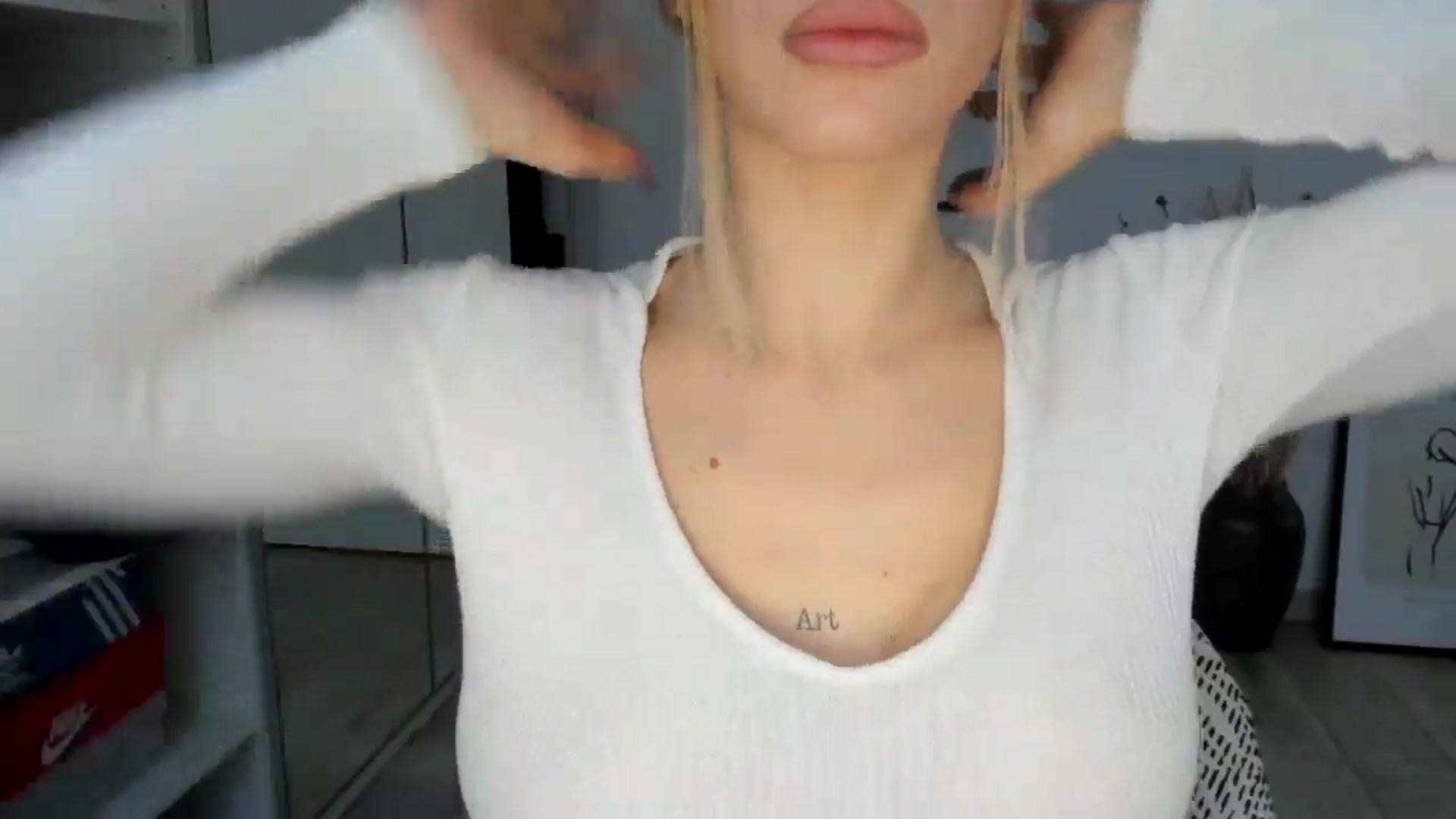 Gallery image thumbnail from Bigbootybabe's myfreecams stream on, 11/25/2024, 14:47 image 8 of 20