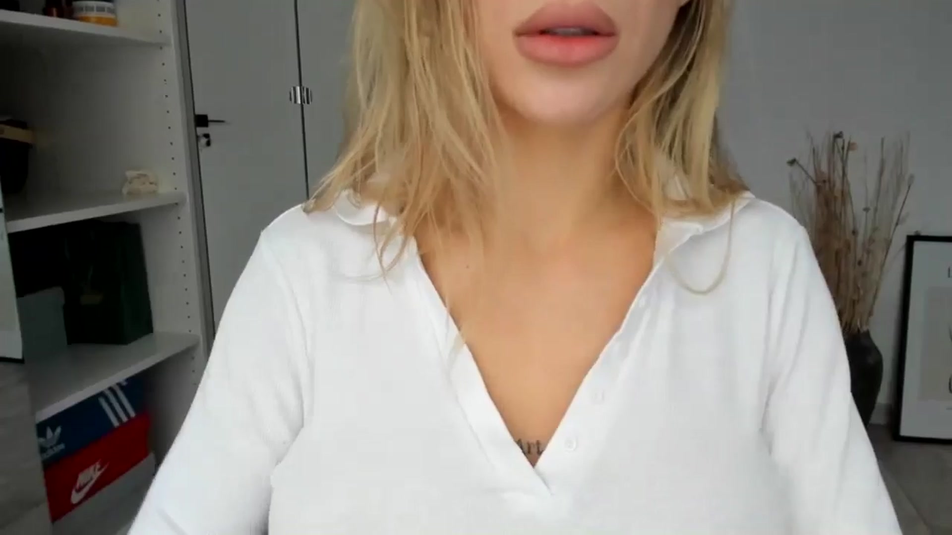 Gallery image thumbnail from Bigbootybabe's myfreecams stream on, 12/06/2024, 13:10 image 13 of 20