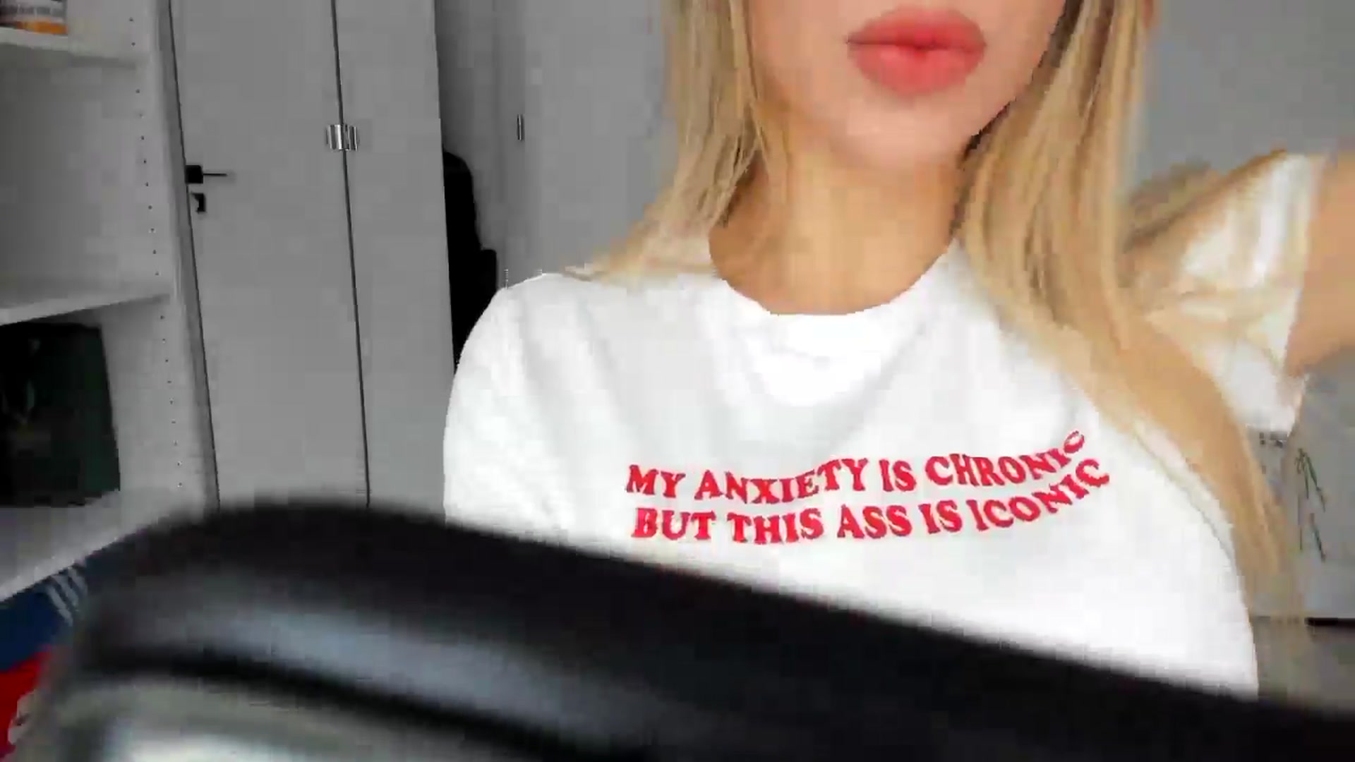 Gallery image thumbnail from Bigbootybabe's myfreecams stream on, 12/11/2024, 13:50 image 9 of 20