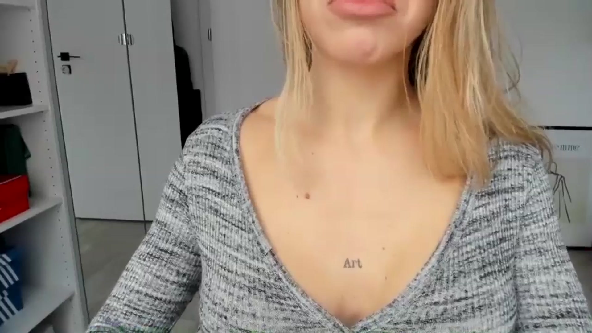 Gallery image thumbnail from Bigbootybabe's myfreecams stream on, 12/18/2024, 13:52 image 4 of 20