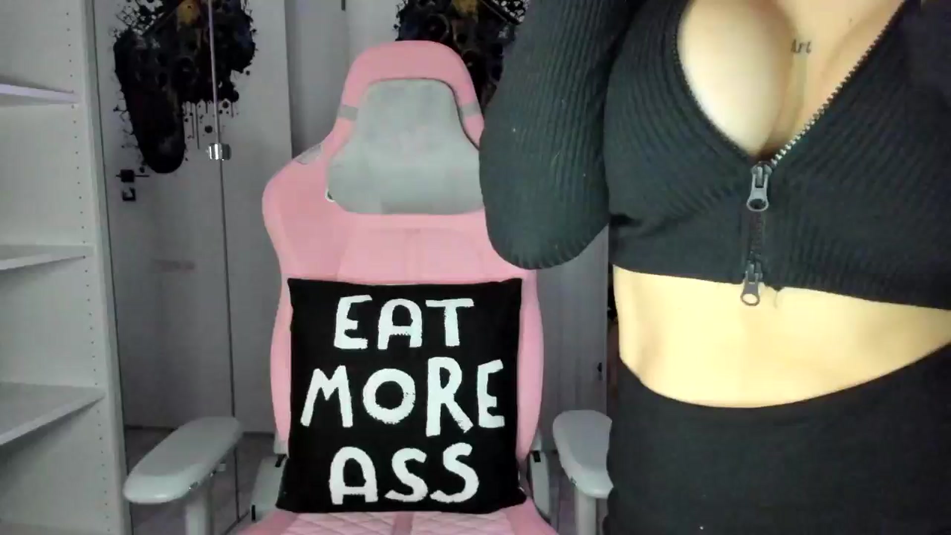 Gallery image thumbnail from Bigbootybabe's myfreecams stream on, 01/24/2025, 16:44 image 1 of 20