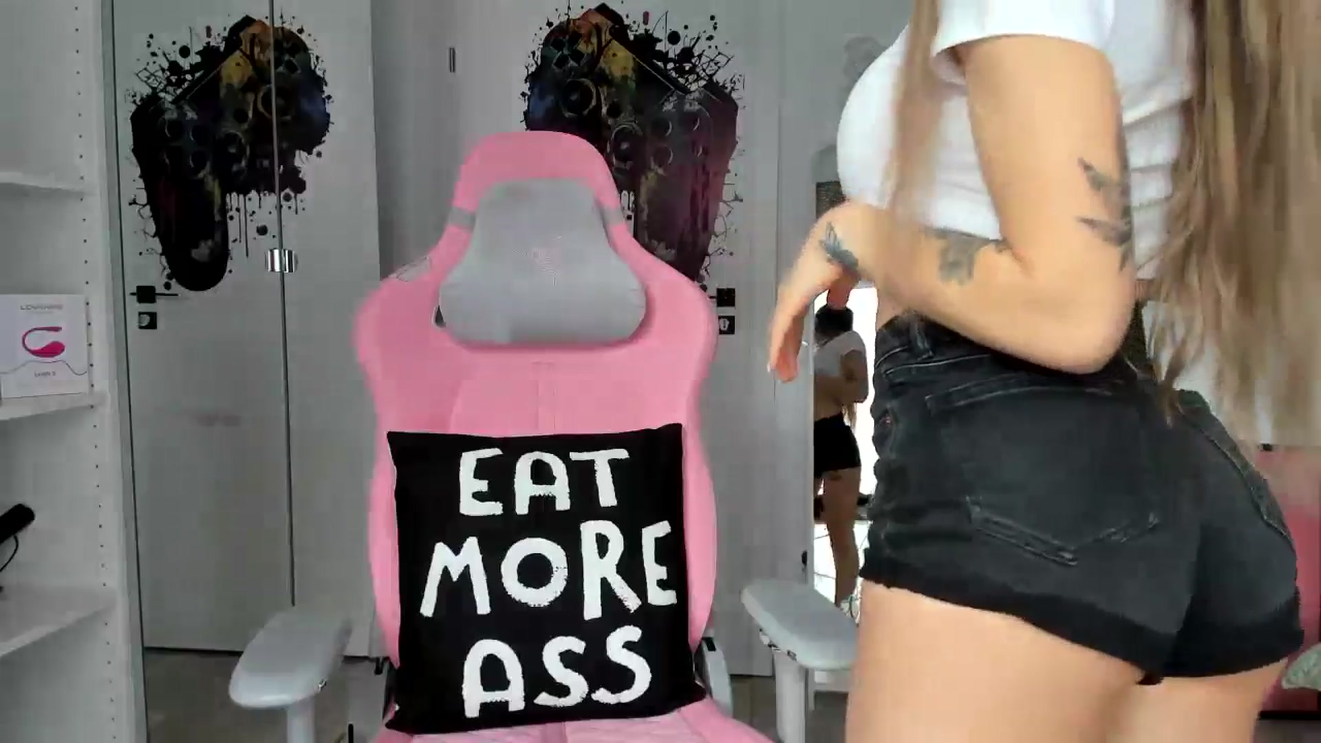 Gallery image thumbnail from Bigbootybabe's myfreecams stream on, 01/25/2025, 12:06 image 2 of 20