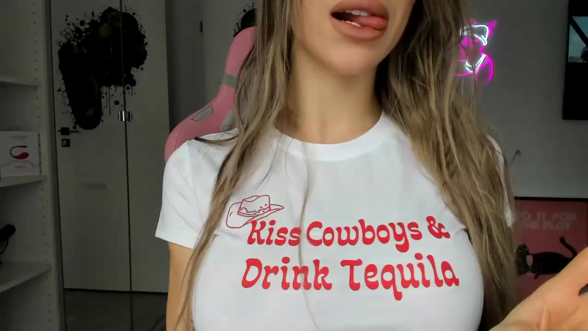 Gallery image thumbnail from Bigbootybabe's myfreecams stream on, 01/25/2025, 12:06 image 3 of 20