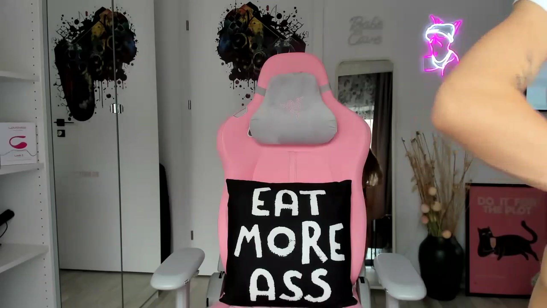 Gallery image thumbnail from Bigbootybabe's myfreecams stream on, 01/25/2025, 12:06 image 11 of 20