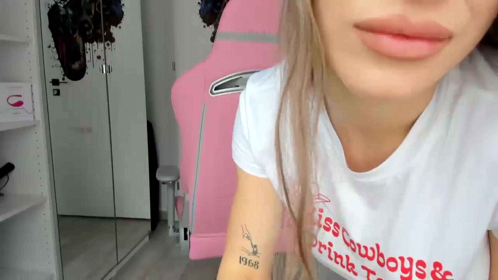 Gallery image thumbnail from Bigbootybabe's myfreecams stream on, 01/25/2025, 12:06 image 19 of 20