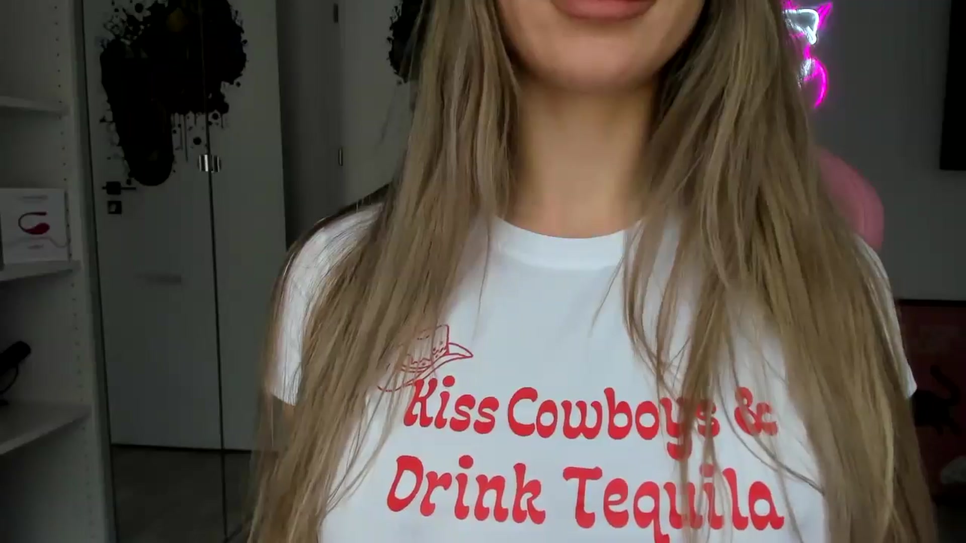 Gallery image thumbnail from Bigbootybabe's myfreecams stream on, 01/25/2025, 13:18 image 11 of 20