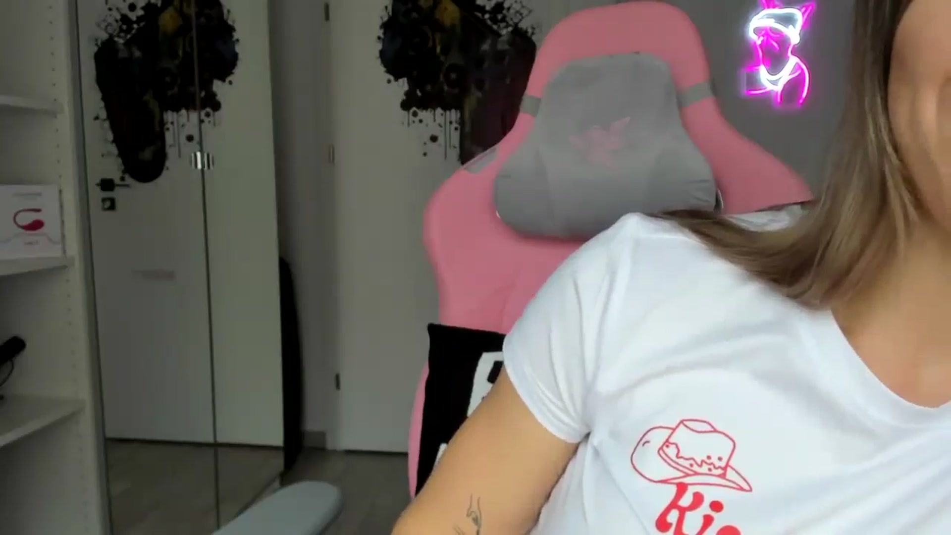 Gallery image thumbnail from Bigbootybabe's myfreecams stream on, 01/25/2025, 13:18 image 2 of 20