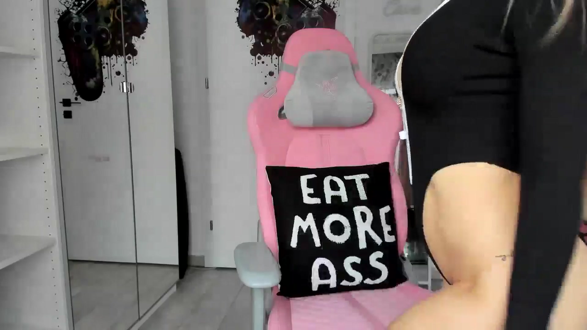 Gallery image thumbnail from Bigbootybabe's myfreecams stream on, 01/30/2025, 14:35 image 12 of 20