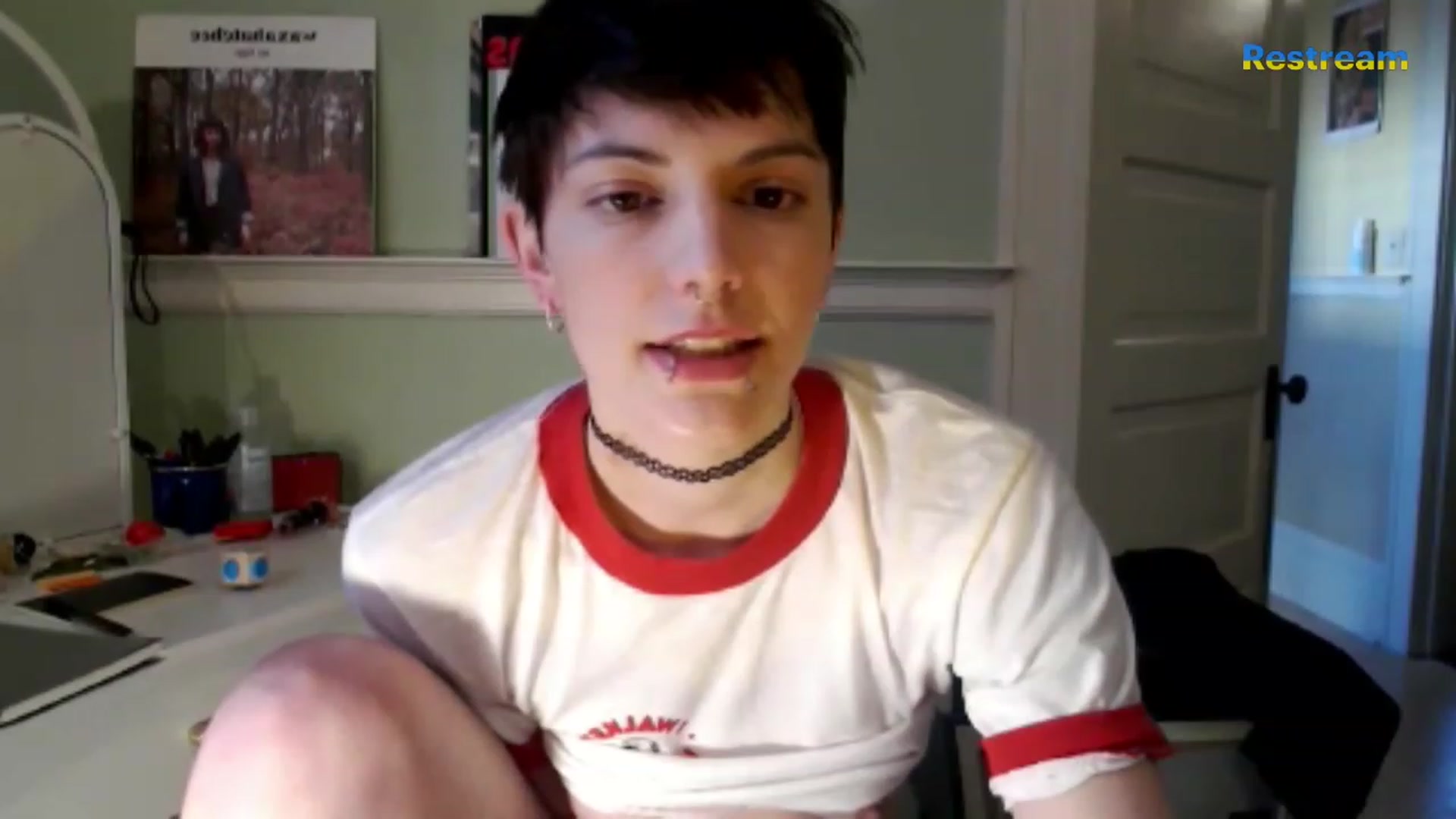 Gallery image thumbnail from Bigm0mmy's myfreecams stream on, 12/16/2022, 23:05 image 13 of 20