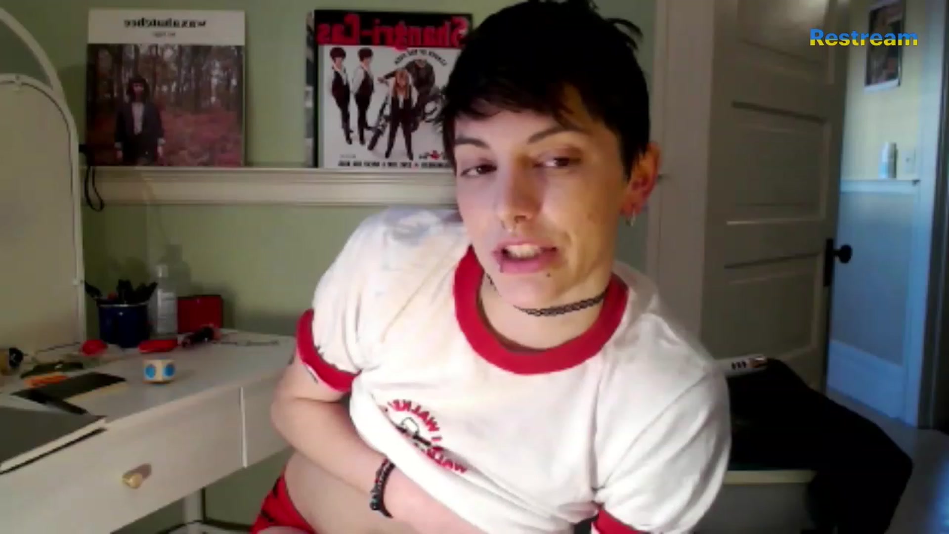 Gallery image thumbnail from Bigm0mmy's myfreecams stream on, 12/16/2022, 23:05 image 18 of 20