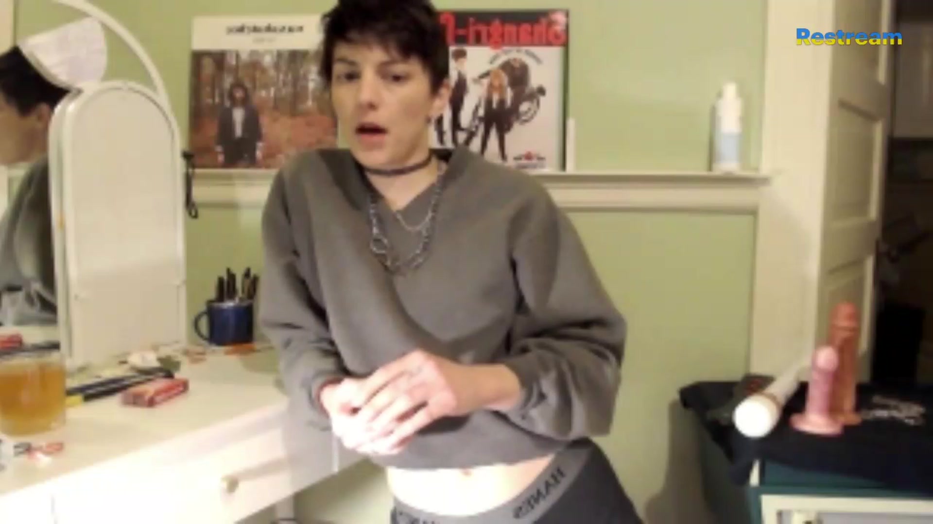 Gallery image thumbnail from Bigm0mmy's myfreecams stream on, 12/23/2022, 01:01 image 20 of 20