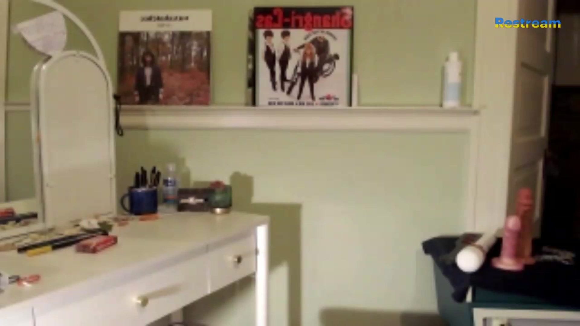 Gallery image thumbnail from Bigm0mmy's myfreecams stream on, 12/23/2022, 01:01 image 19 of 20