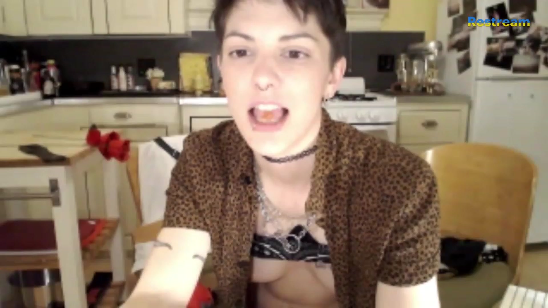Gallery image thumbnail from Bigm0mmy's myfreecams stream on, 02/18/2023, 10:36 image 5 of 20