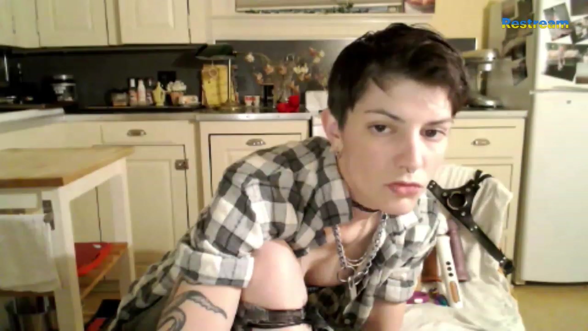 Gallery image thumbnail from Bigm0mmy's myfreecams stream on, 02/21/2023, 08:39 image 8 of 20